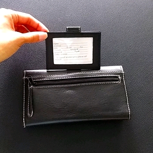 Solid Black wallet with white embroidery - Picture 6 of 6